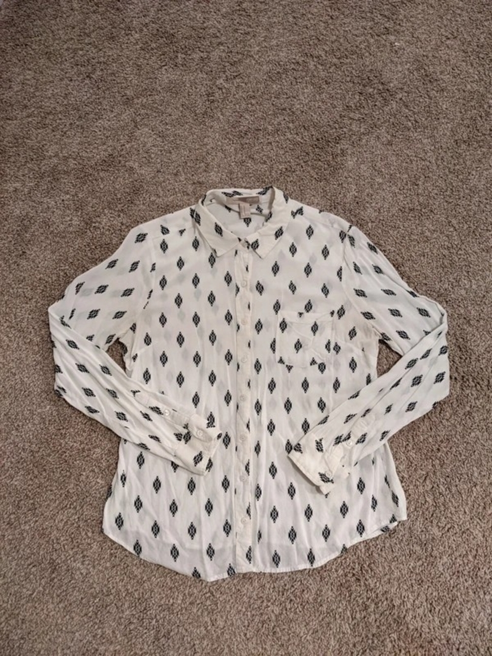 Forever 21 White Button-Up Blouse with Black Diamond Print